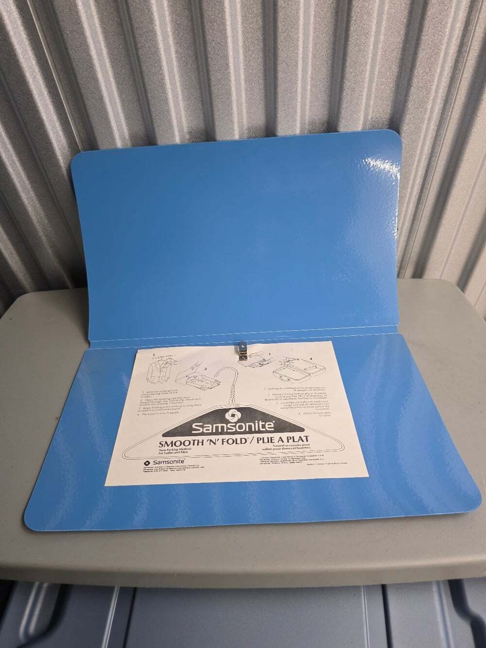 Samsonite Smooth 'N' Fold GarPLIE A PLAT Garment Folder Packing Pad Blue Travel